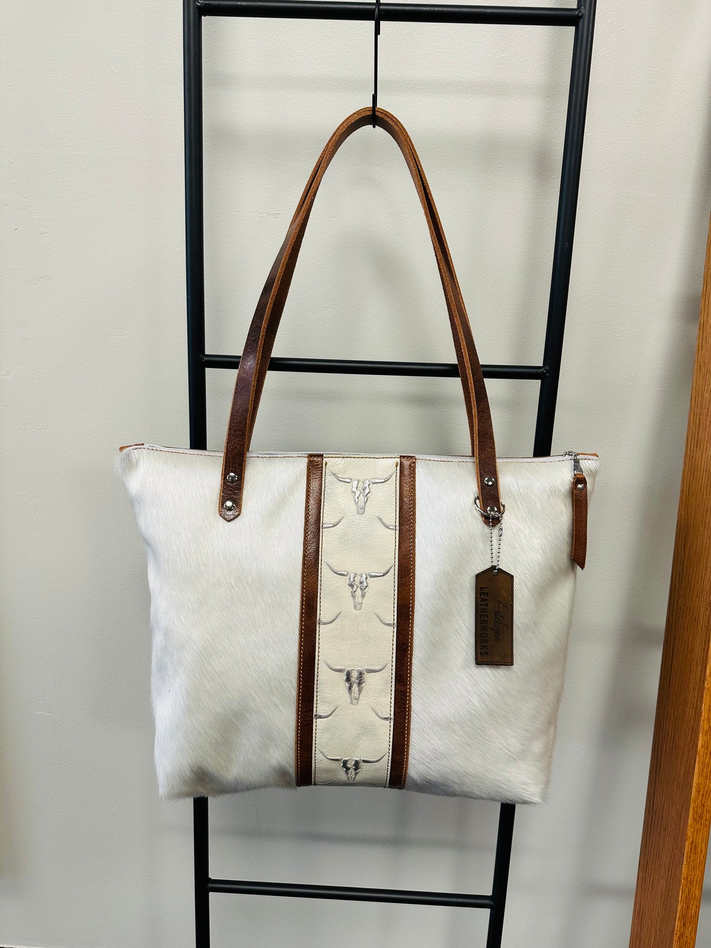 Tucson Tote-Zipper