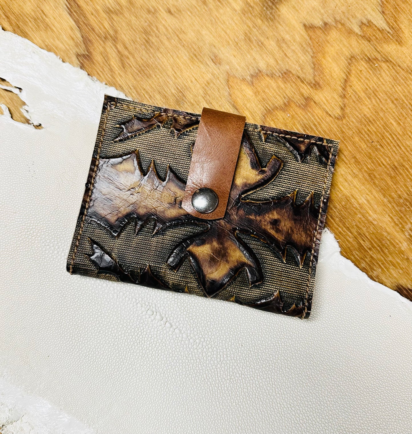 Half Wallet